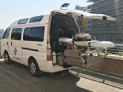 民間救急車